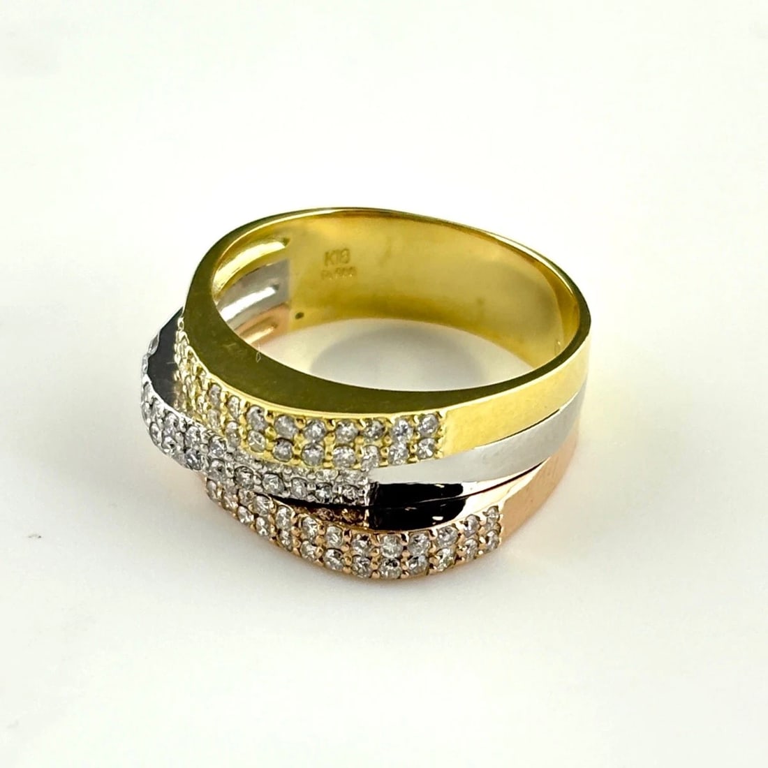 THREE COLOR DESIGN YG YELLOWGOLD MELEE DIAMOND RING (1 of 2)