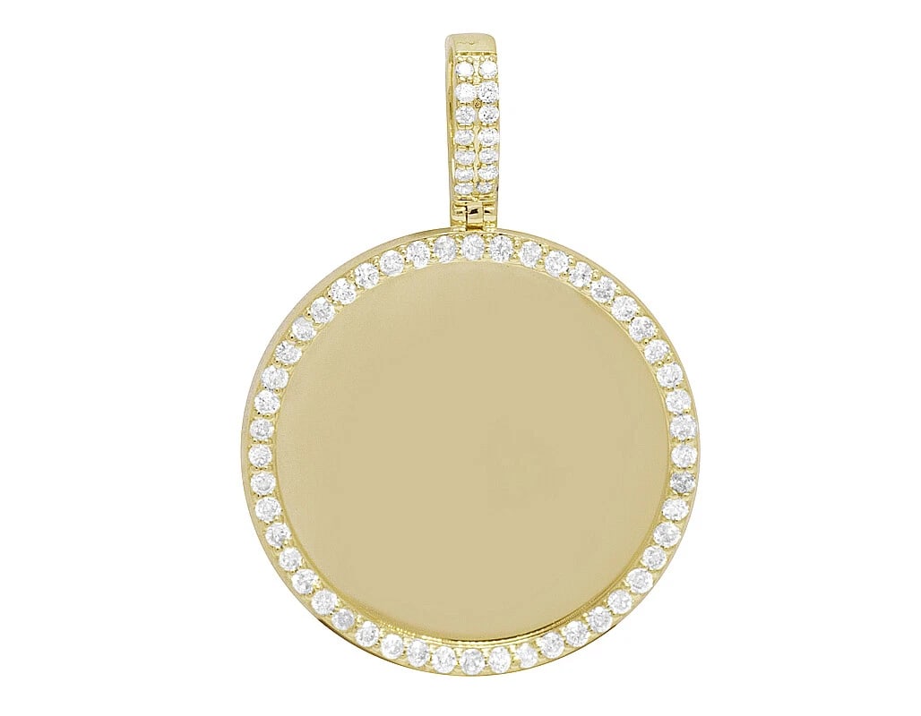 10K YELLOW GOLD REAL DIAMOND MEMORY FRAME PENDANT: 10k Yellow Gold Real Diamond Memory Frame Pendant Brand: None Type: Necklace Material: 10k Yellow Gold, Main Stone/Creation Natural Color: Yellow Gold Size: Dimension 1.5" Accessories: None