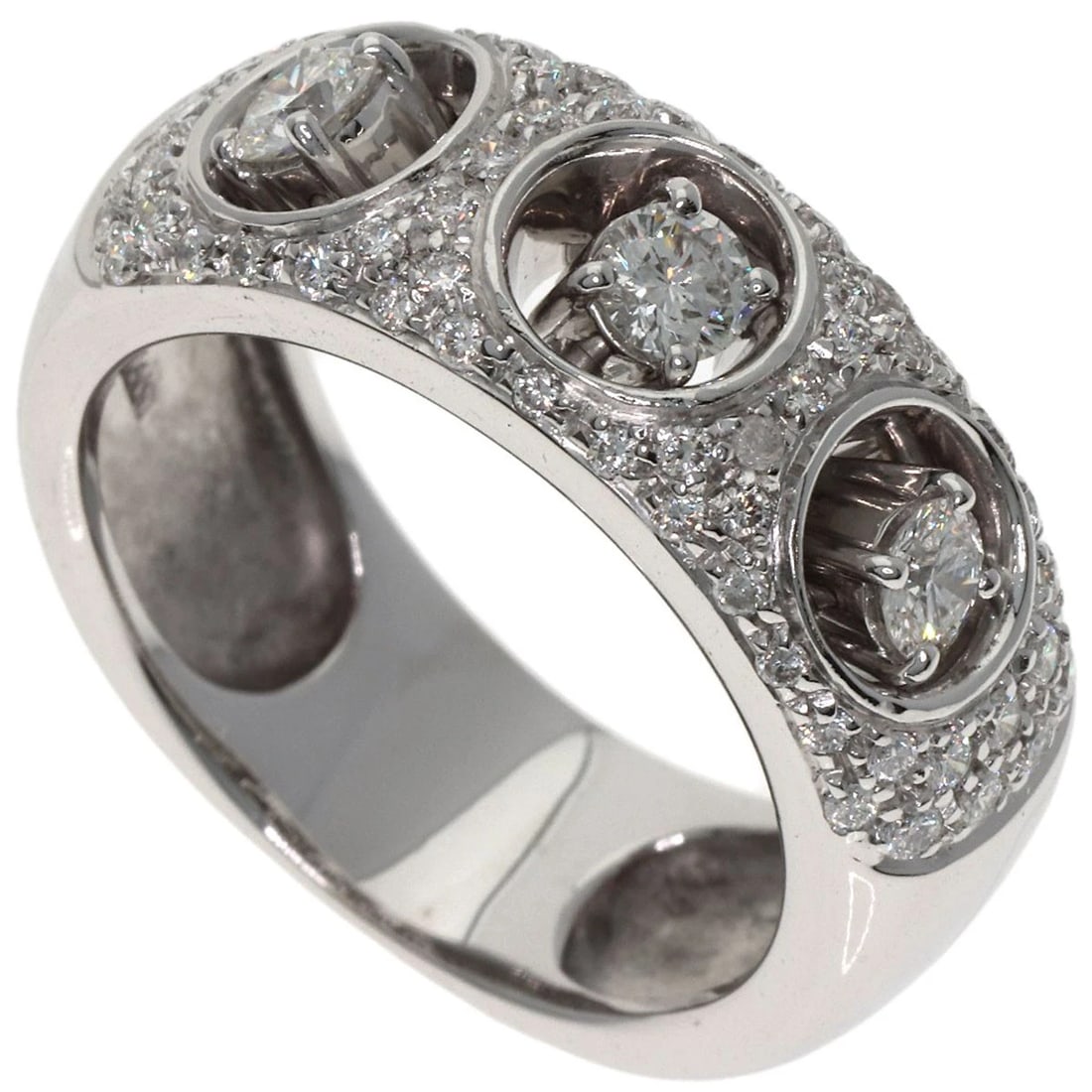 DAMIANI DIAMOND RING K18 WHITE GOLD: Damiani Diamond Ring K18 White Gold Brand: Damiani Type: Ring Material: K18 White Gold, Main Stone/Creation Natural Color: Exterior Color Silver Size: 8.5 (US) Accessories: None Accessories