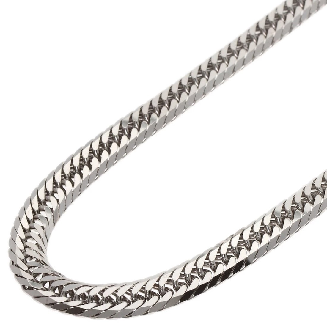 CURB CHAIN KIHEI 8-SIDED TRIPLE NECKLACE K18 WHITE GOLD: Curb Chain Kihei 8-sided Triple Necklace K18 White Gold Brand: SELECT JEWELRY Type: Necklace Material: K18 White Gold, Color: Exterior Color Silver Size: Chain Length:159.7inch/405.7cm Accessorie