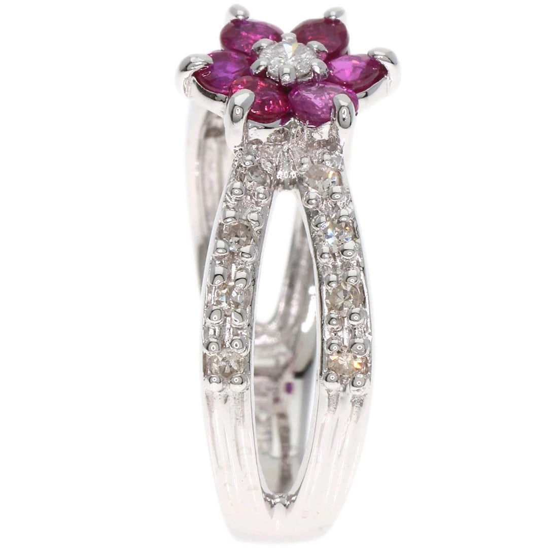 FLOWER DIAMOND RUBY RING K14 WHITE GOLD: Flower Diamond Ruby Ring K14 White Gold Brand: SELECT JEWELRY Type: Ring Material: K14 White Gold, Main Stone/Creation Natural Color: Exterior Color Silver Size: 5.25 (US) Accessories: None