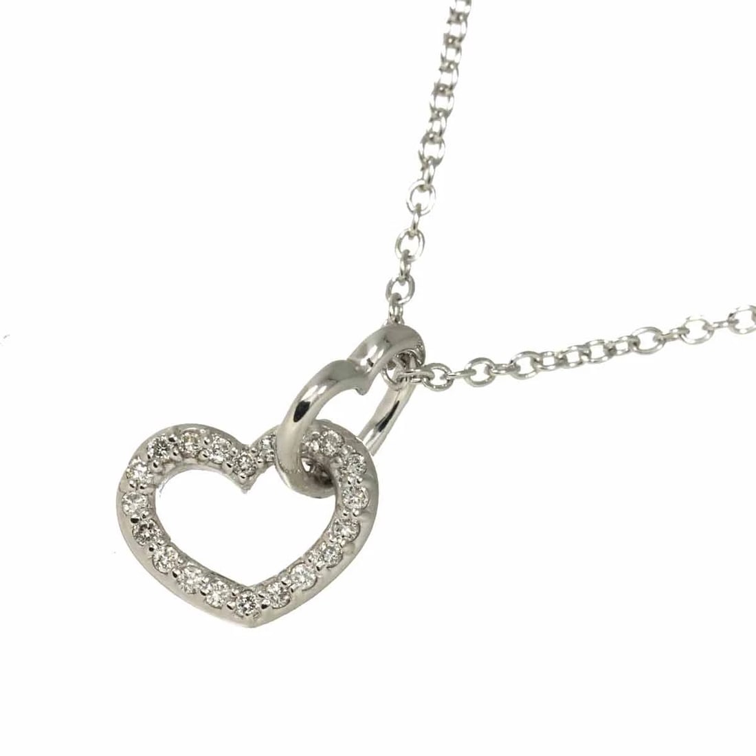 PONTE VECCHIO HEART MOTIF DIAMOND NECKLACE: Ponte Vecchio Heart Motif Diamond Necklace Brand: Ponte Vecchio Type: Necklace Material: 750 White Gold, Main Stone/Creation Natural Color: White Gold Size: internal circumference of the