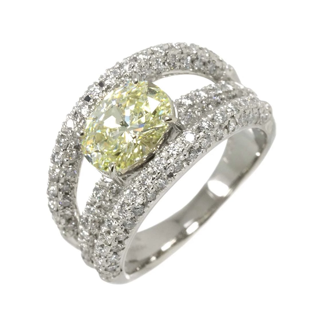 DIAMOND RING PT PLATINUM (1 of 5)