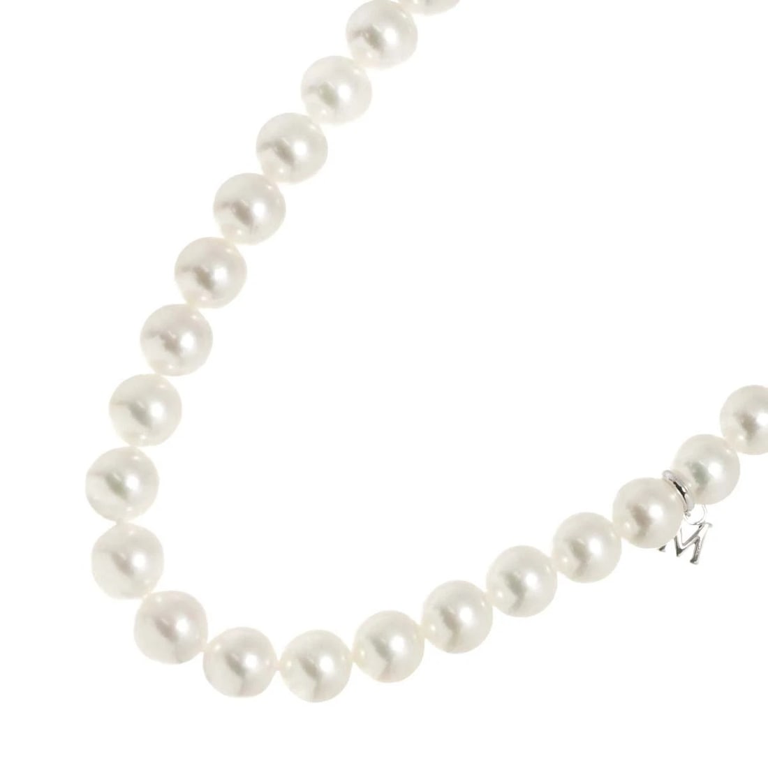 MIKIMOTO AKOYA PEARL NECKLACE: MIKIMOTO Akoya Pearl Necklace Brand: MIKIMOTO Type: Necklace Material: Silver, Main Stone/Creation Akoya Pearl Color: Silver Size: internal circumference of the chain:16.9inch Accessories: None