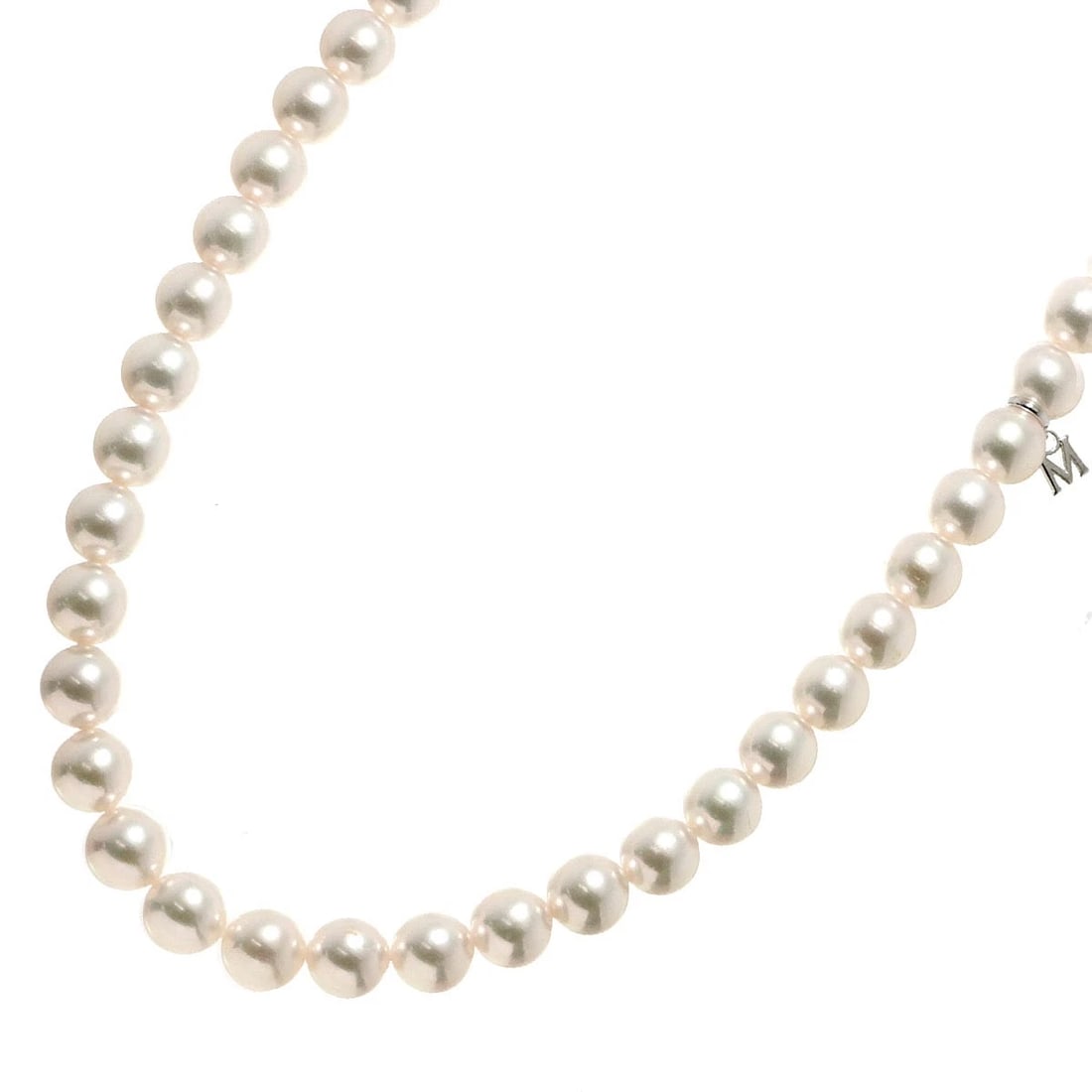 MIKIMOTO AKOYA PEARL NECKLACE: MIKIMOTO Akoya Pearl Necklace Brand: MIKIMOTO Type: Necklace Material: Silver, Main Stone/Creation Akoya Pearl Color: Silver Size: internal circumference of the chain:16.5inch Width:(max.)