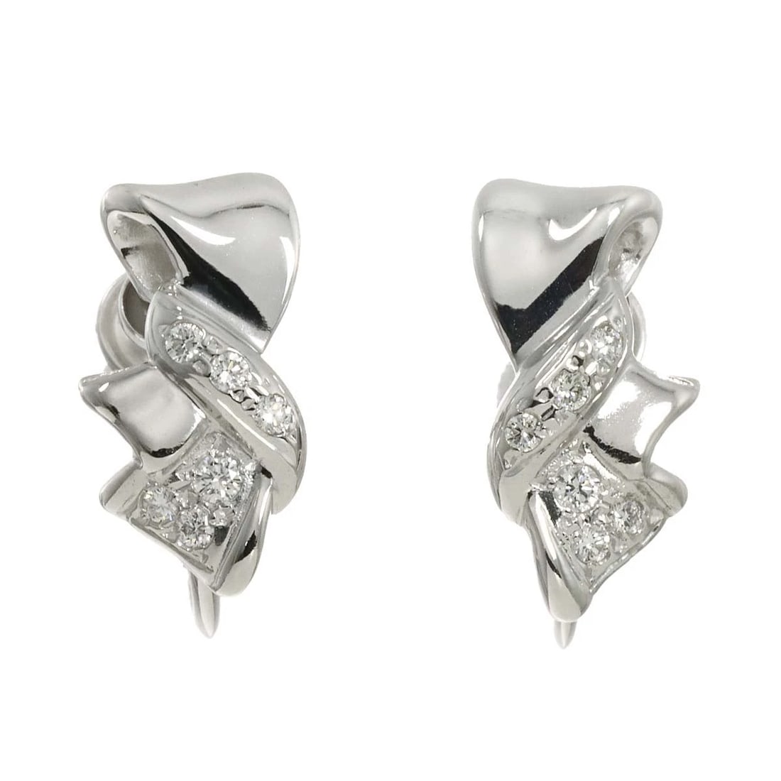 MIKIMOTO DIAMOND EARRINGS 18K WHITE GOLD: MIKIMOTO Diamond Earrings 18K White Gold Brand: MIKIMOTO Type: Earrings Material: 750 White Gold, Main Stone/Creation Natural Color: White Gold Size: W 7.6X H15.6mm Accessories: None