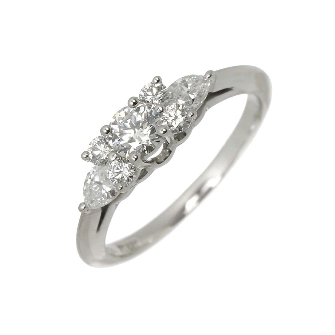 TIFFANY CO. DIAMOND RING PLATINUM: TIFFANY Co. Diamond Ring Platinum Brand: TIFFANY Co. Type: Ring Material: Pt, Main Stone/Creation Natural Color: Platinum Size: 4.75-5 (US) Accessories: None Accessories Notice: When purch