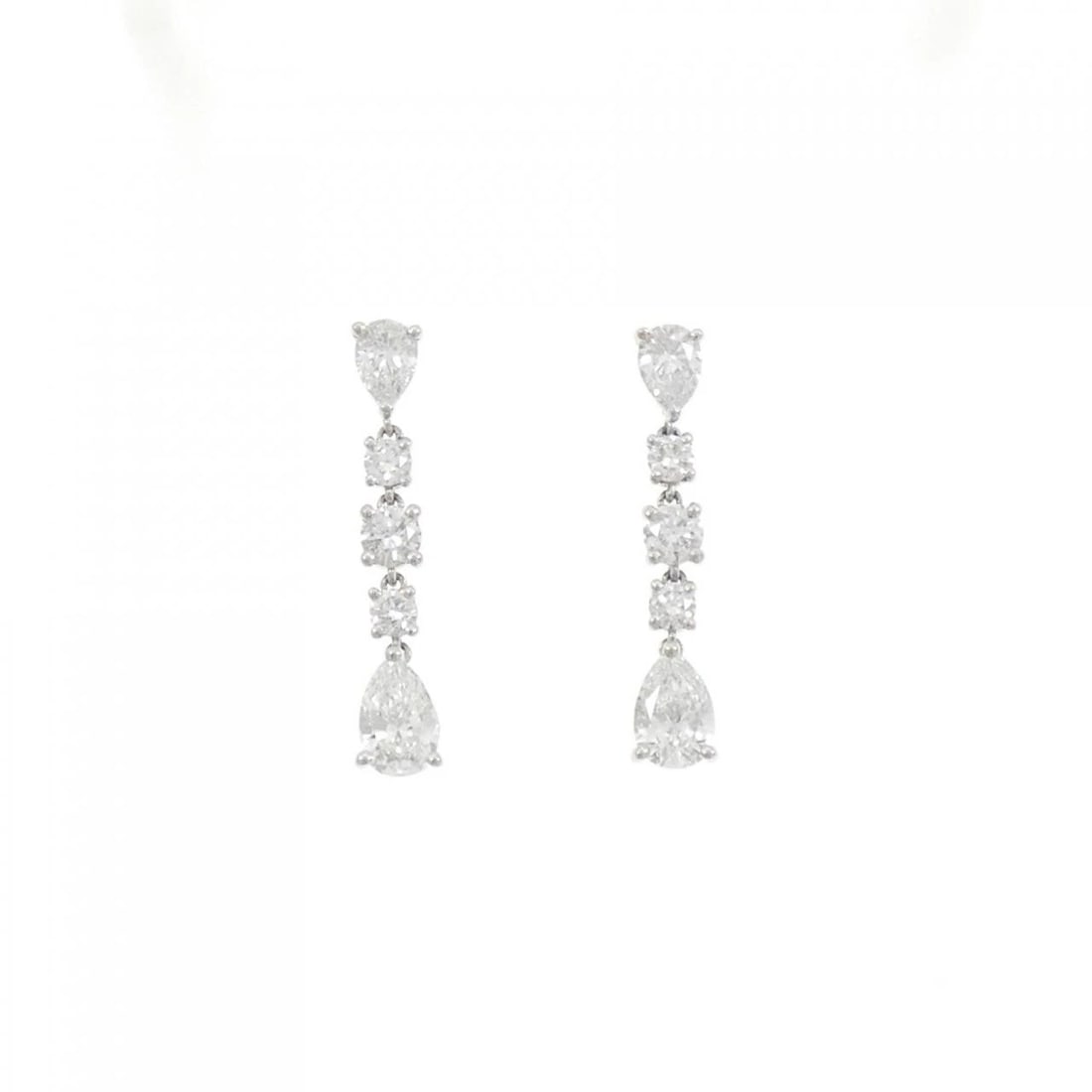 TIFFANY DROP EARRINGS: Tiffany Drop Earrings Brand: Tiffany Type: Earrings Material: Platinum 950, Main Stone/Creation Natural Color: Platinum Size: ActualSize HxW: 23.9mmx4.6mm Accessories: None Accessories