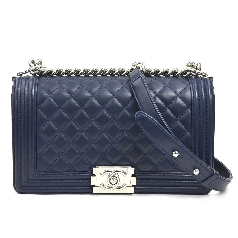 CHANEL BOY BAG CHIAN SHOULDER BAG NAVY/SILVER LEATHER/METAL SHOULDER BAG: CHANEL Boy Bag Chian Shoulder Bag Navy/Silver Leather/Metal Shoulder Bag Brand: CHANEL Type: Shoulder Bag Material: Leather Color: Navy Size: W:9.8inx H:5.7inx D:3.0in Shoulder Length: 40.6in Acc
