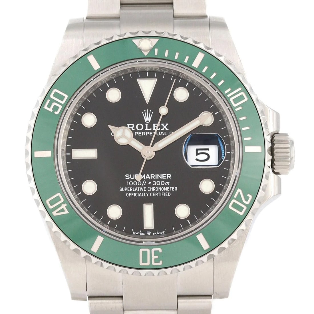 ROLEX SUBMARINER STAINLESS STEEL WATCH: Rolex Submariner Stainless Steel Watch Brand: ROLEX Type: Wrist watch Material: Case: Stainless Steel Breath: Stainless Steel Color: Dial Color: Black Size: Case diameter: Approx. 41 mm Max wrist