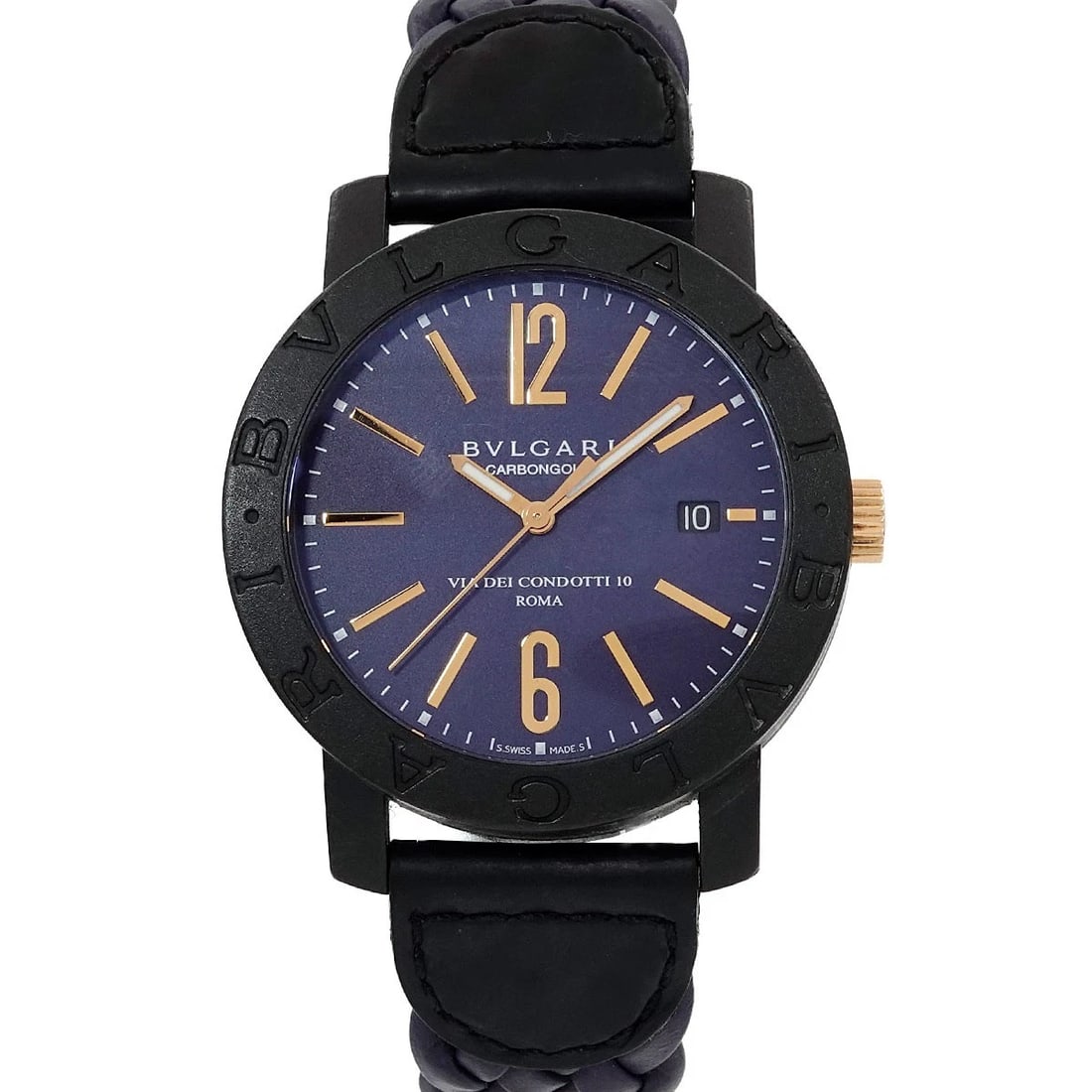 BVLGARI YG BLUE DIAL WATCH: BVLGARI YG Blue Dial Watch Brand: BVLGARI Type: Wristwatch Material: Carbon,750 Yellow Gold,Leather Color: Blue Dial Size: Case Size Length 47mm(included lag) Width 40mm(not included crown)