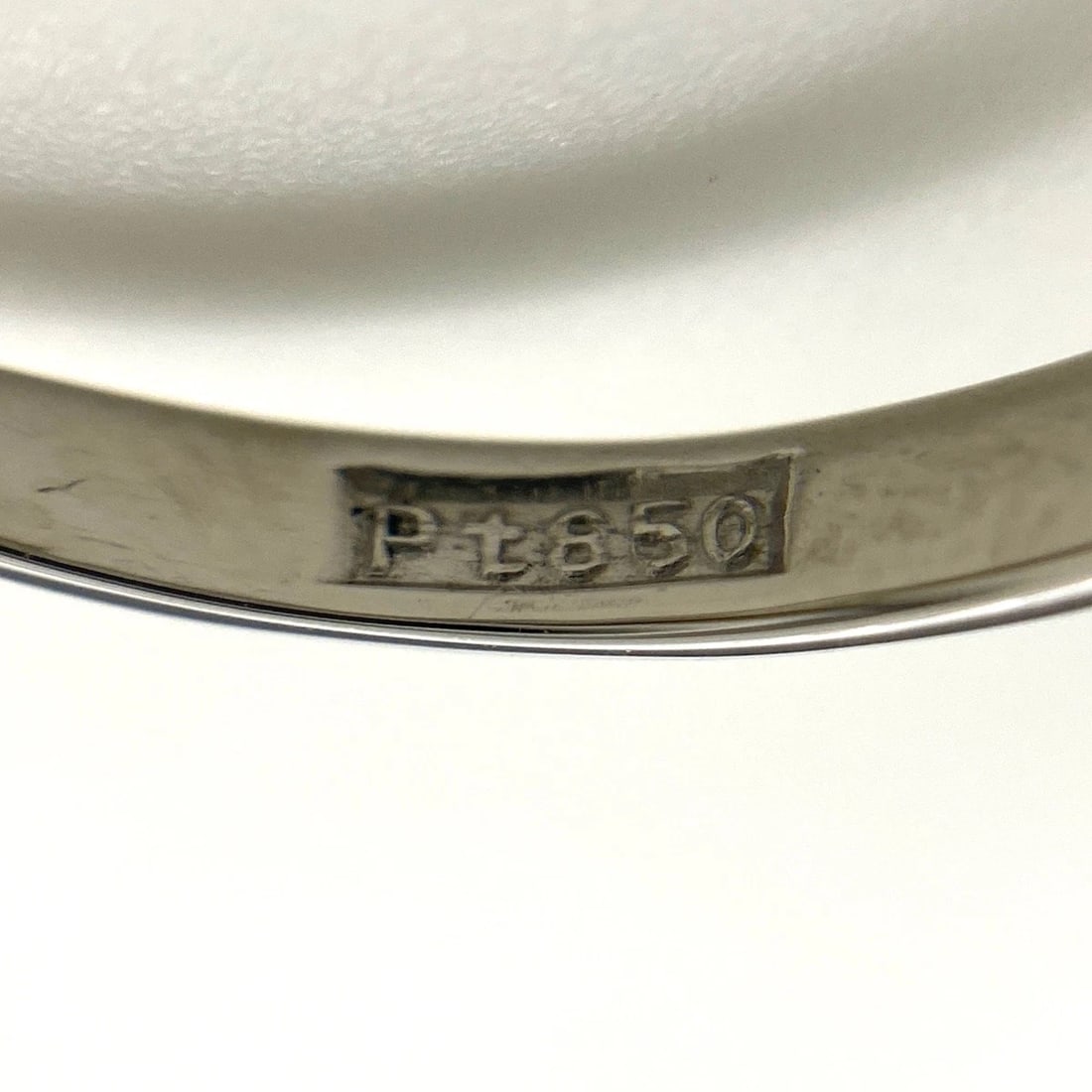 DIAMOND DESIGN RING PLATINUM - 2