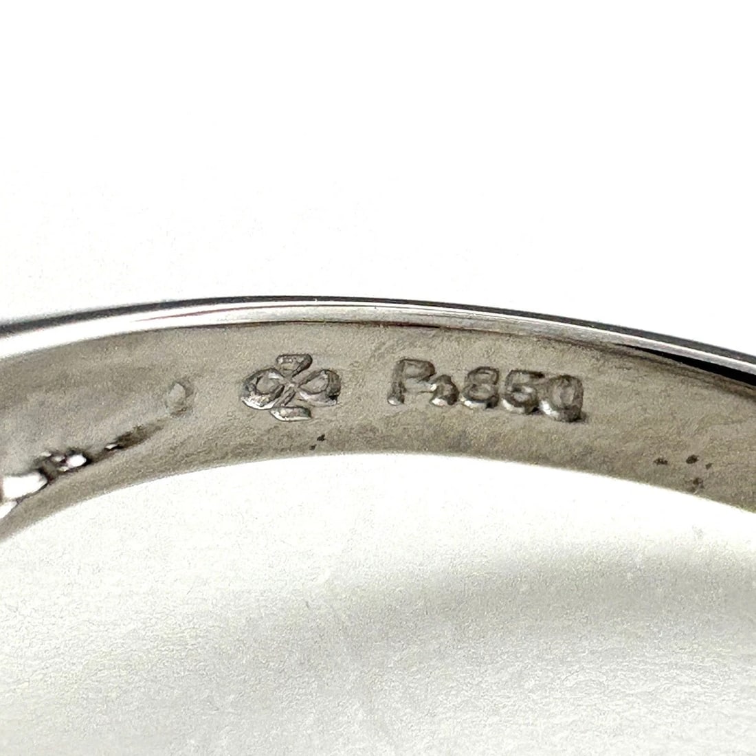 RUBY DESIGN RING PLATINUM MELEE DIAMOND - 2