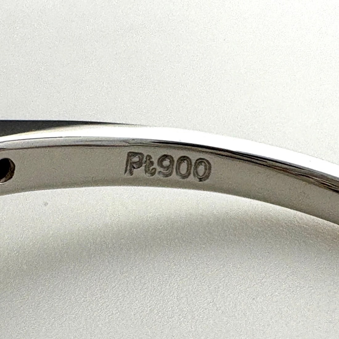 DIAMOND DESIGN RING PLATINUM - 2