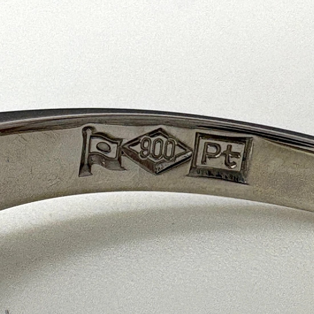 DIAMOND DESIGN RING PLATINUM - 2