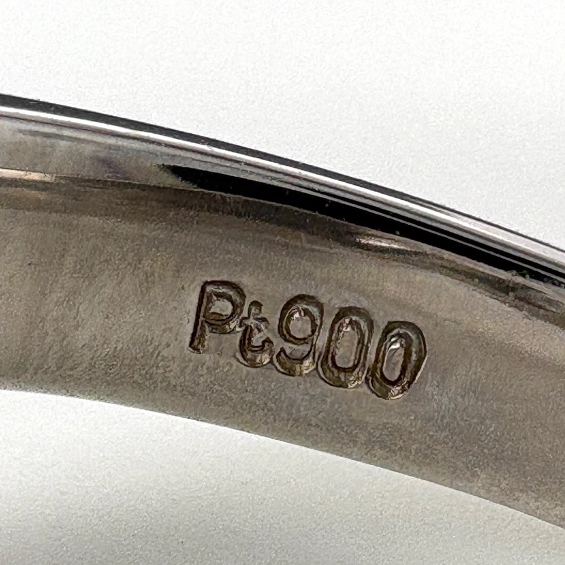 DIAMOND DESIGN RING PLATINUM - 2