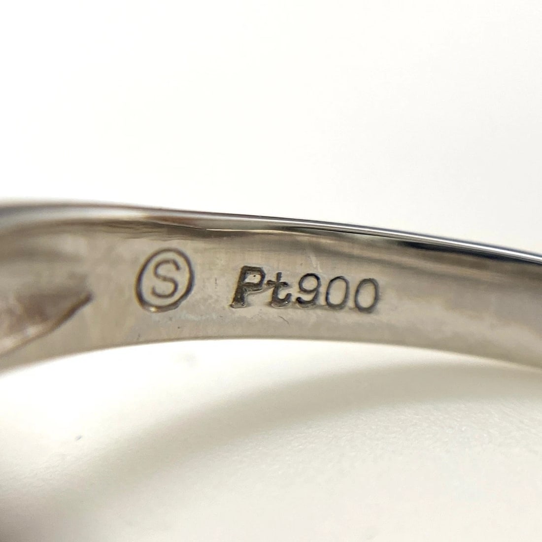 DIAMOND DESIGN RING PLATINUM - 2