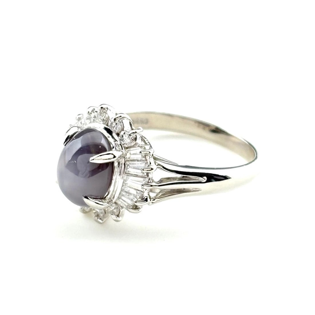 STAR SAPPHIRE DESIGN RING PLATINUM: star sapphire design Ring Platinum Brand: Unbranded Type: Ring Material: Pt850, Main Stone/Creation sapphire Color: Platinum Size: US 6 Accessories: None Accessories Notice: When purchasin