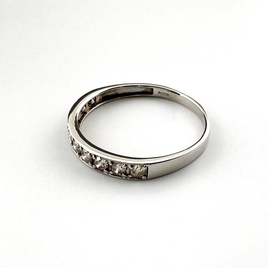 MELEE DIAMOND DESIGN RING PLATINUM (1 of 2)