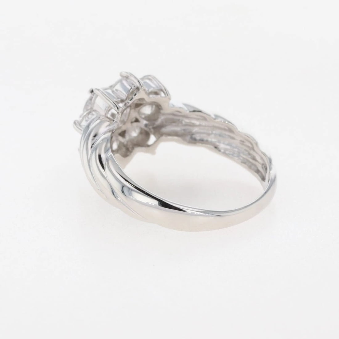 MELEE DIAMOND DESIGN RING PLATINUM - 4