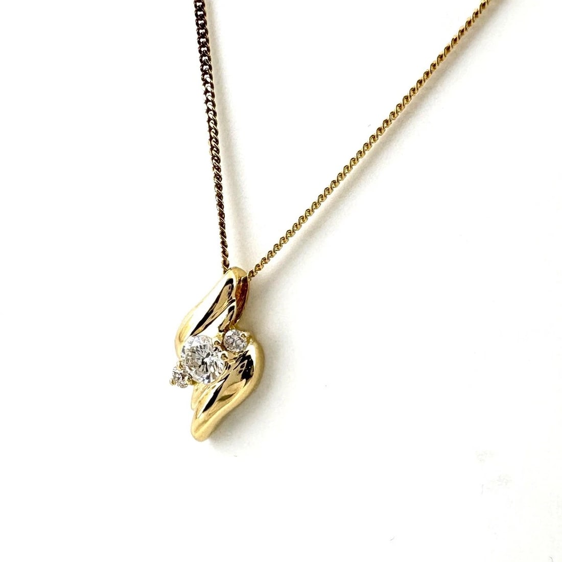 MELEE DIAMOND DESIGN NECKLACE YG YELLOWGOLD PENDANT NECKLACE (1 of 3)