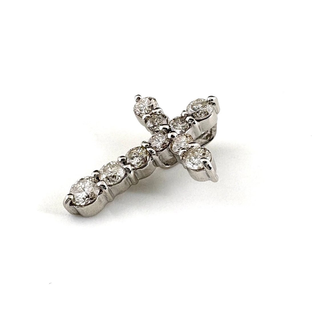 CROSS MOTIF PLATINUM MELEE DIAMOND CROSS PENDANT HEAD (1 of 2)