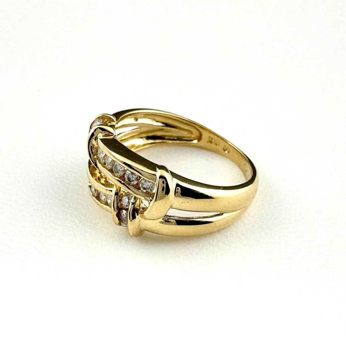 MELEE DIAMOND DESIGN YG YELLOWGOLD RING: Melee diamond design YG YellowGold Ring Brand: Unbranded Type: Ring Material: 18K, Color: Yellow Gold Size: US 5 Accessories: None Accessories Notice: When purchasing pre-owned goods, please