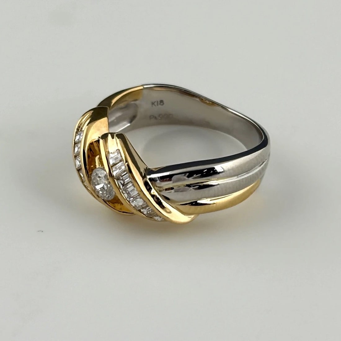 MELEE DIAMOND DESIGN YG YELLOWGOLD PLATINUM MELEE DIAMOND RING (1 of 2)