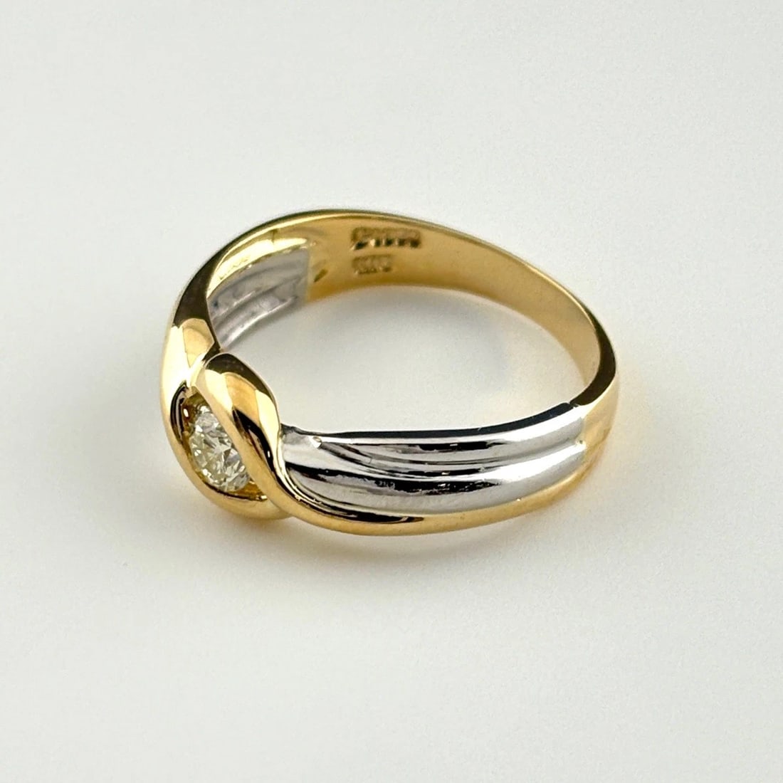 DIAMOND DESIGN YG YELLOWGOLD PLATINUM RING (1 of 2)