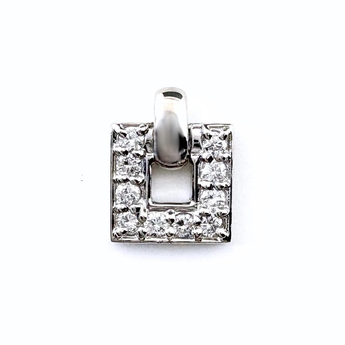MELEE DIAMOND PENDANT HEAD PLATINUM (1 of 2)