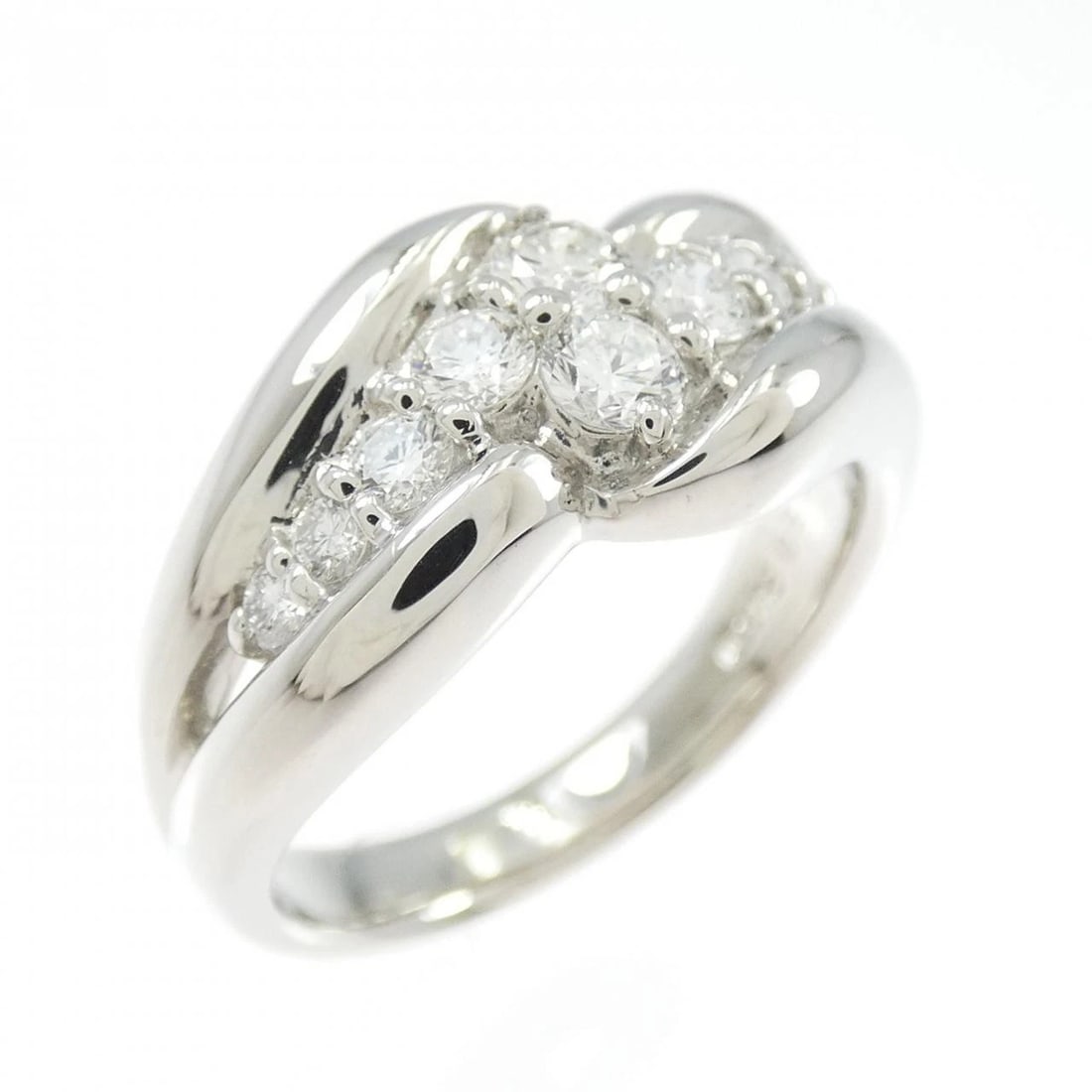 PT1000 DIAMOND RING: PT1000 Diamond Ring Brand: Unbranded Type: Ring Material: Platinum 1000, Main Stone/Creation Natural Color: Silver Size: 5.5 -6 (US size) Accessories: None Accessories Notice: When purchasing