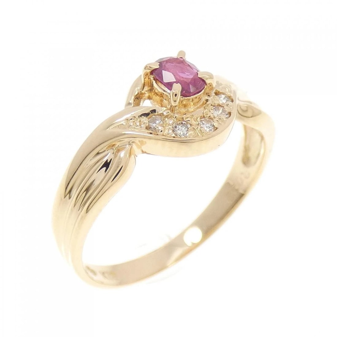K18YG RUBY RING: K18YG Ruby Ring Brand: Unbranded Type: Ring Material: K18 Yellow Gold, Main Stone/Creation Ruby Color: yellow gold Size: 6.5US Accessories: None Accessories Notice: When purchasing pre-owned