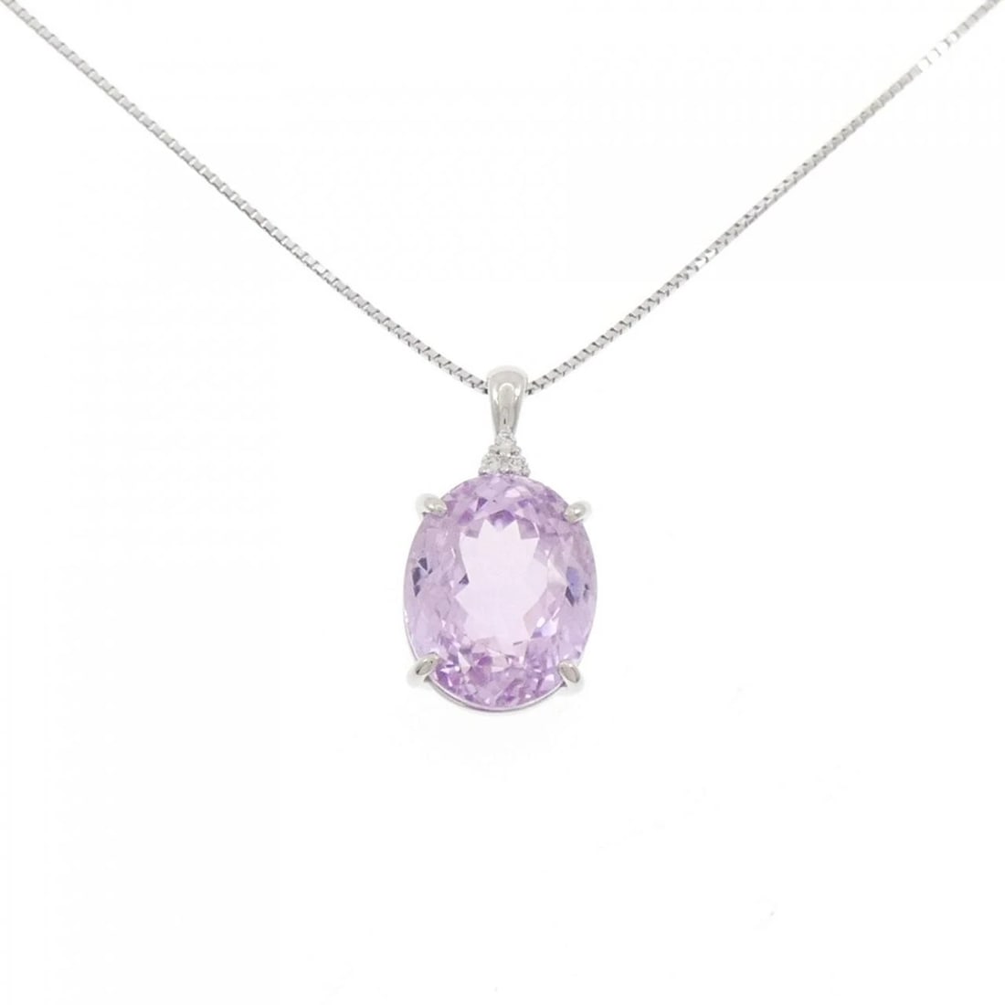 PT950 PT850 KUNZITE NECKLACE: PT950 PT850 Kunzite Necklace Brand: Unbranded Type: Necklace Material: Platinum 950 Platinum 850, Main Stone/Creation kunzite Color: platinum Size: 45cmActualSizePendant top H x W: