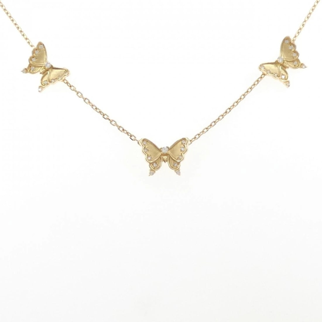K18YG BUTTERFLY DIAMOND NECKLACE: K18YG Butterfly Diamond Necklace Brand: Unbranded Type: Necklace Material: K18 Yellow Gold, Main Stone/Creation Natural Color: yellow gold Size: 40cm ActualSizePendant top H x W: 11.3mmx14.4mm