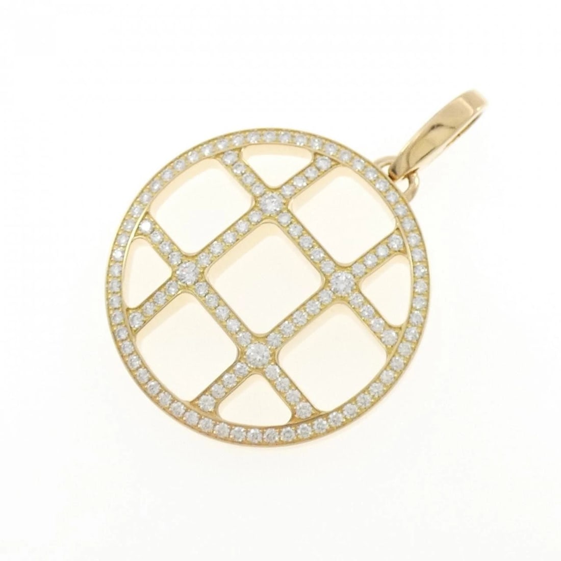 CARTIER PASHA GRID CHARM: Cartier Pasha Grid Charm Brand: Cartier Type: Pendant Brooch Material: 750 Yellow Gold, Main Stone/Creation Natural Color: Yellow Gold Size: ActualSize HxW: 40.6mmx28.8mm Accessories: None