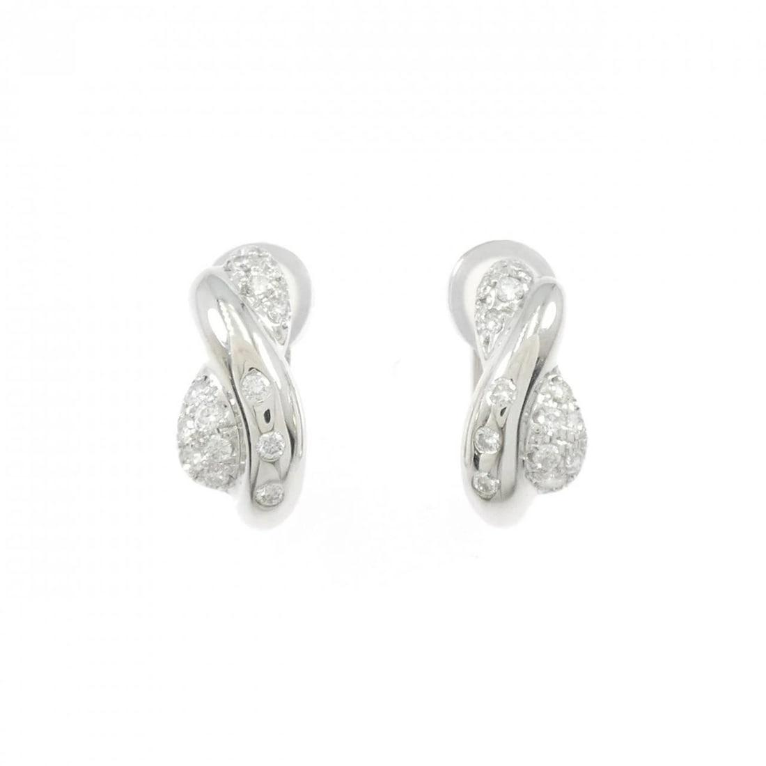 K18WG PT900 DIAMOND EARRINGS: K18WG PT900 Diamond Earrings Brand: Unbranded Type: Earrings Material: K18 White Gold Platinum 900, Main Stone/Creation Natural Color: White Gold Size: ActualSize HxW: 18.1mmx8.2mm 
