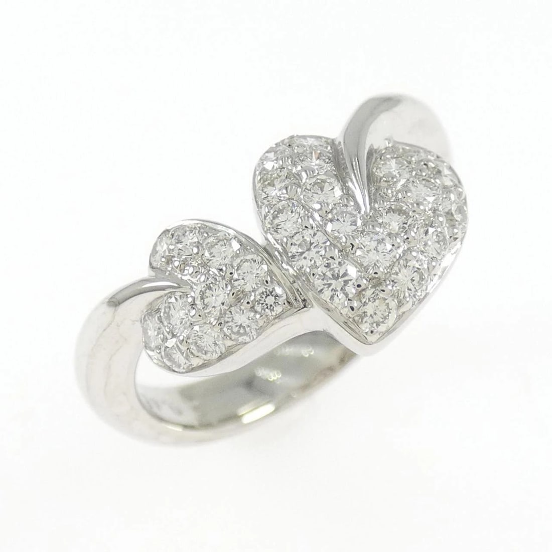 K18WG LEAF DIAMOND RING: K18WG Leaf Diamond Ring Brand: Unbranded Type: Ring Material: K18 White Gold, Main Stone/Creation Natural Color: white gold Size: 5US Accessories: None Accessories Notice: When purchasing
