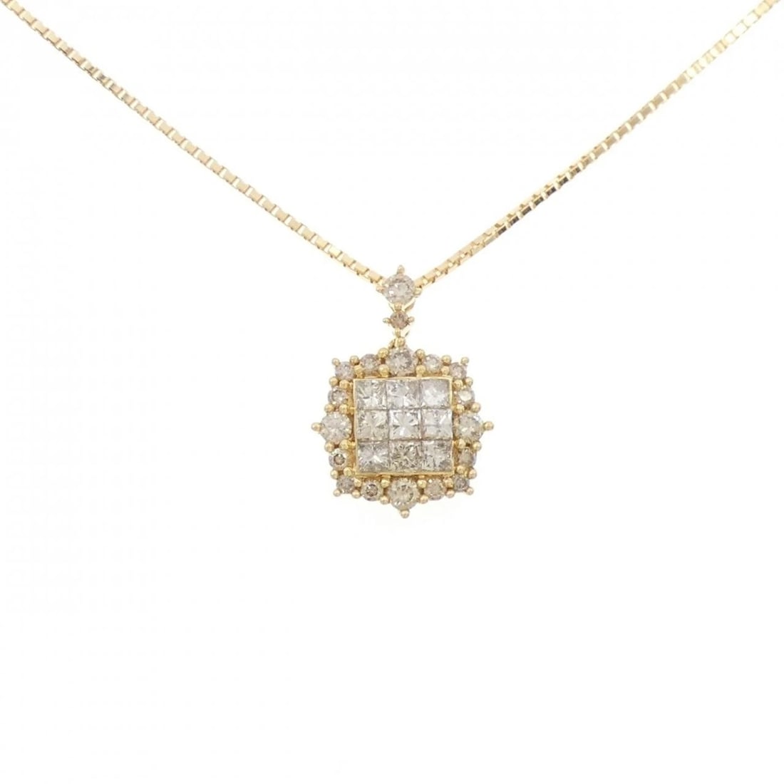 K18YG DIAMOND NECKLACE: K18YG Diamond Necklace Brand: Unbranded Type: Necklace Material: K18 Yellow Gold, Main Stone/Creation Natural Color: Yellow Gold Size: 45cmActualSize Pendant top H x W: 18.6mmx13.2mm Chain