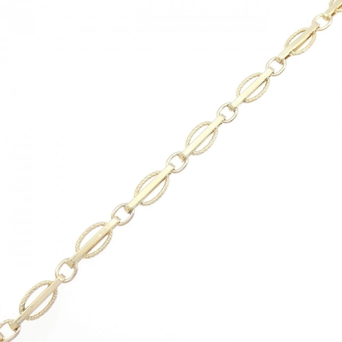 375YG BRACELET: 375YG Bracelet Brand: Unbranded Type: Bracelet Material: 375 Yellow Gold, Color: Yellow Gold Size: 19cmActualSize Max W: 4.6mm Accessories: None Accessories Notice: When purchasing pre-owned