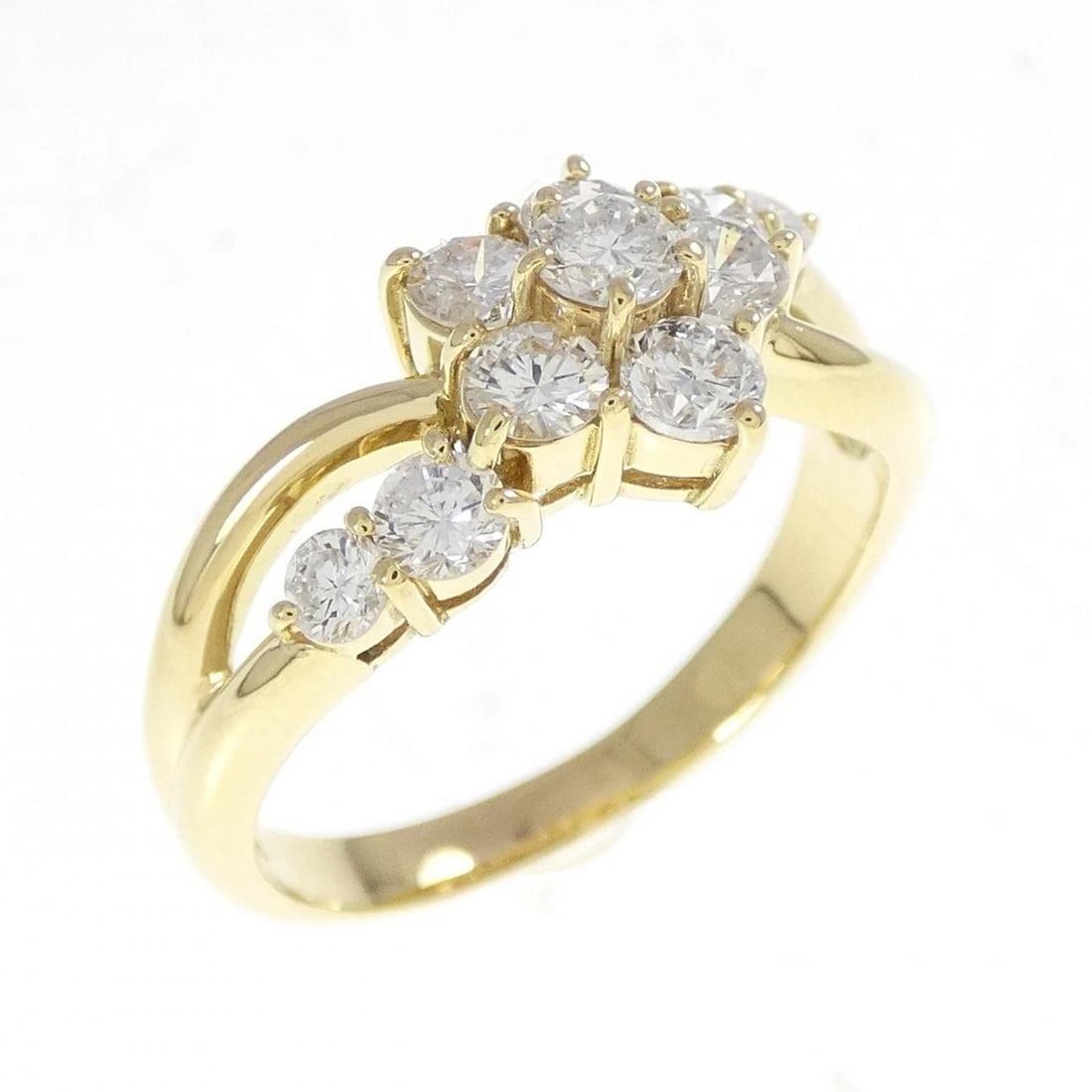 K18YG FLOWER DIAMOND RING: K18YG Flower Diamond Ring Brand: Unbranded Type: Ring Material: K18 Yellow Gold, Main Stone/Creation Natural Color: yellow gold Size: 7.5-8US Accessories: None Accessories Notice: When