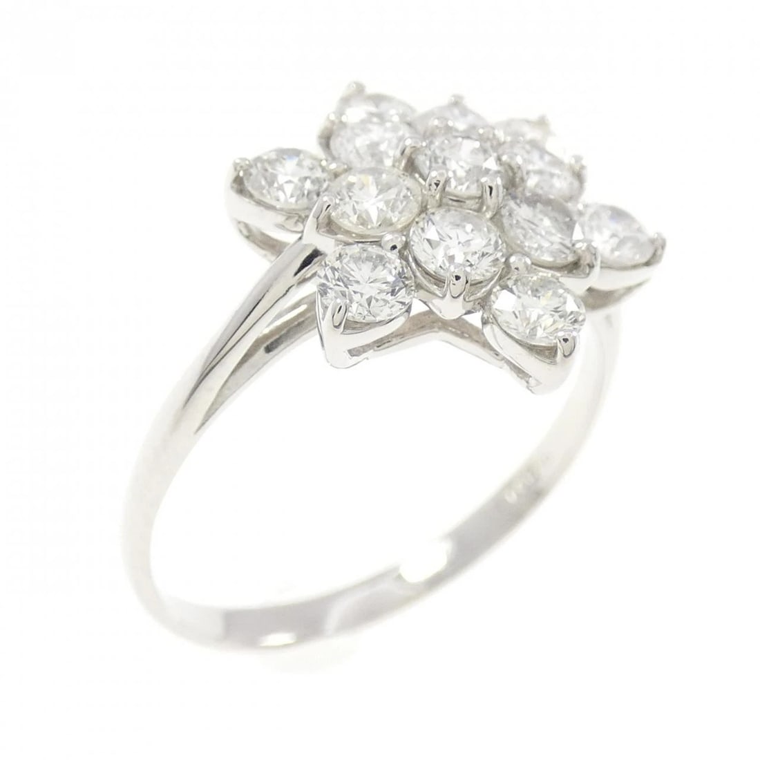 PT900 DIAMOND RING: PT900 Diamond Ring Brand: Unbranded Type: Diamond ring Material: Platinum 900, Main Stone/Creation Natural Color: platinum Size: 7US Accessories: None Accessories Notice: When purchasing