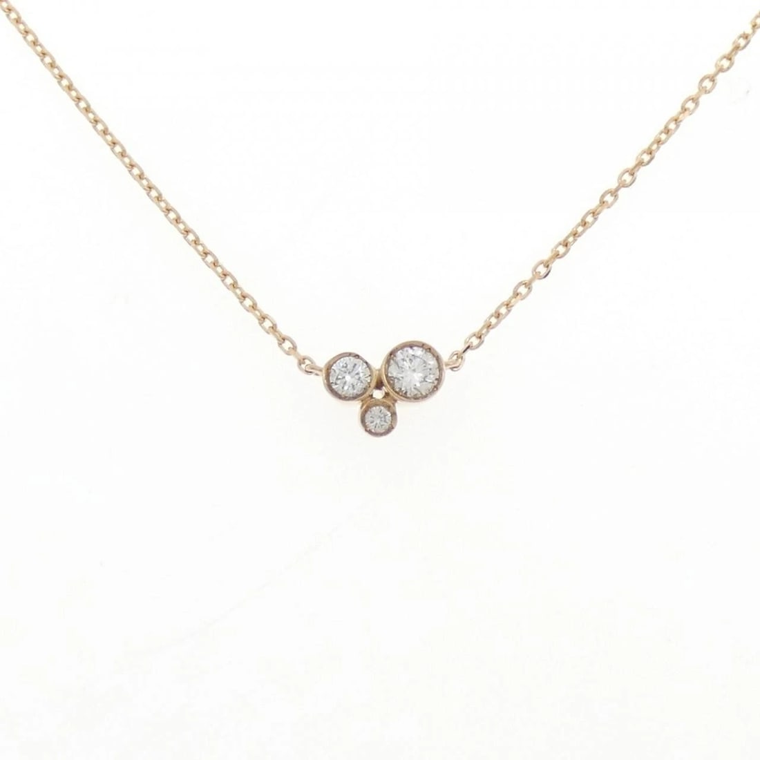 PONTE VECCHIO DIAMOND NECKLACE: Ponte Vecchio Diamond Necklace Brand: Ponte Vecchio Type: Necklace Material: K18 Pink Gold, Main Stone/Creation Natural Color: Pink Gold Size: 37 40cm,ActualSize Pendant top H x W: 4.8mmx6.8mm