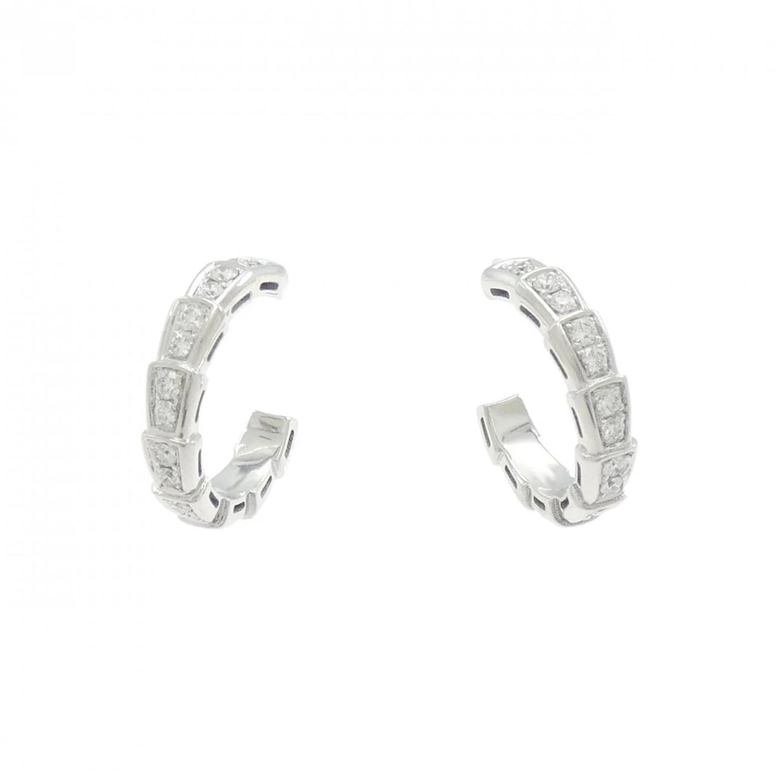 BVLGARI SERPENTI VIPER EARRINGS: BVLGARI Serpenti Viper Earrings Brand: BVLGARI Type: Earrings Material: 750 White Gold, Main Stone/Creation Natural Color: White Gold Size: ActualSize HxW: 17.4mmx3.8mm Accessories: None A