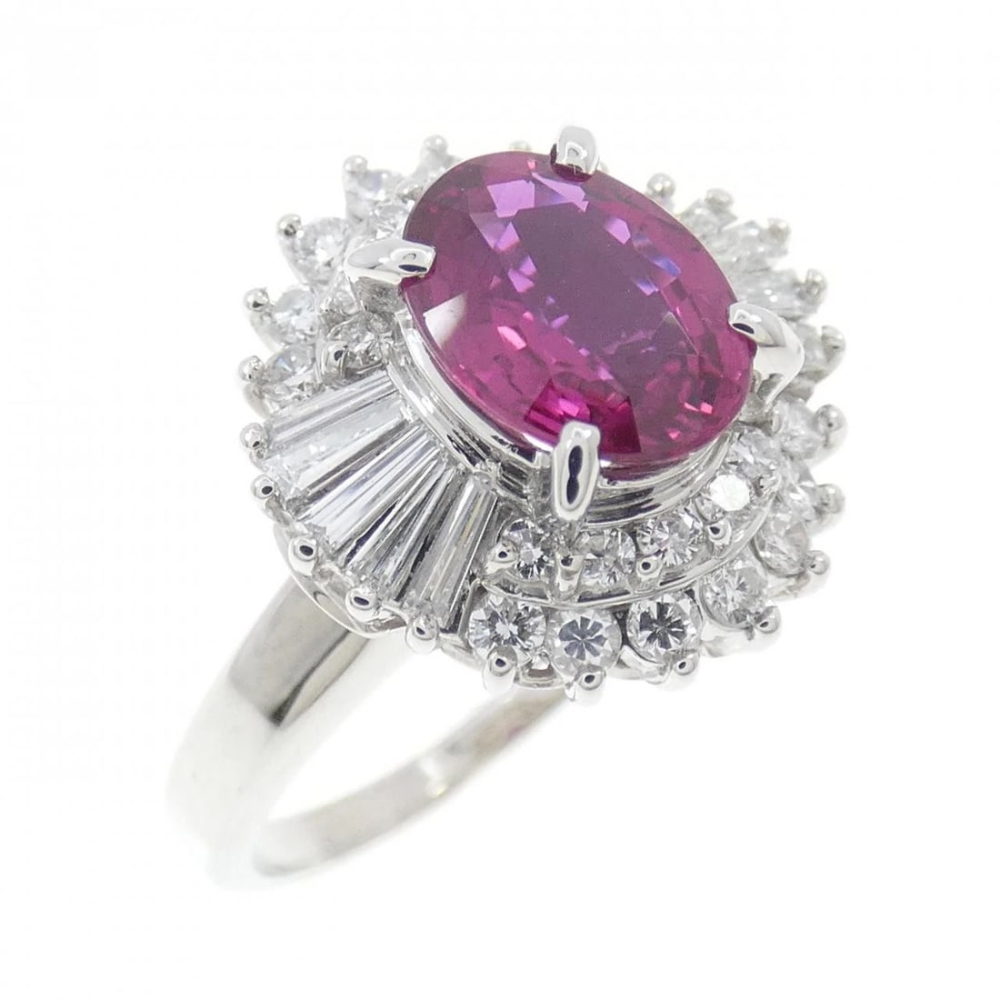 PT900 RUBY RING: PT900 Ruby Ring Brand: Unbranded Type: Ruby ring Material: Platinum 900, Main Stone/Creation ruby Color: platinum Size: 6.5US Accessories: None Accessories Notice: When purchasing pre-owne