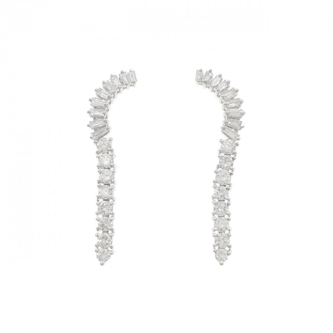 18KWG K18WG DIAMOND EARRINGS: 18KWG K18WG Diamond Earrings Brand: Unbranded Type: Earrings Material: 18K White Gold K18 White Gold, Main Stone/Creation Natural Color: White Gold Size: ActualSize HxW: 35.6mmx8.8mm 