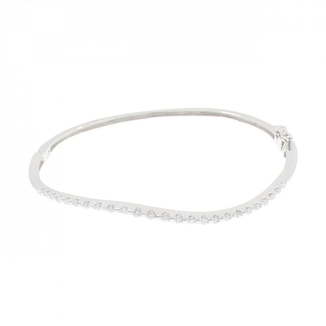 K18WG DIAMOND BANGLE: K18WG Diamond Bangle Brand: Unbranded Type: Bracelet Material: K18 White Gold, Main Stone/Creation Natural Color: white gold Size: 17cm ActualSizeMax W: 2.0mm Accessories: None Accessories