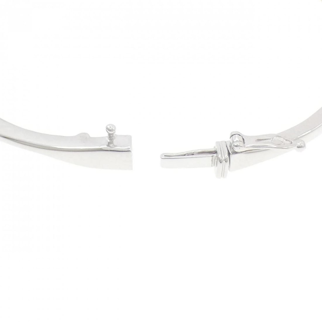 K18WG DIAMOND BANGLE - 3