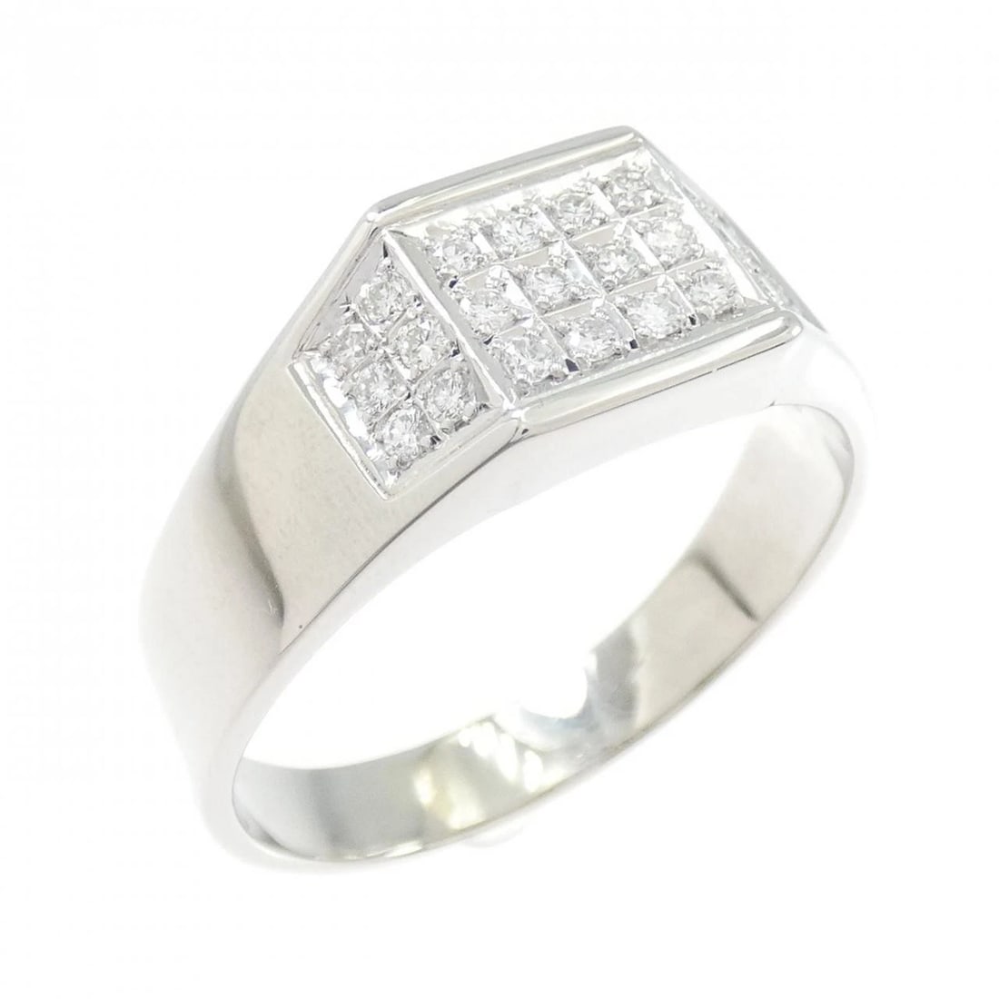 PT900 DIAMOND RING: PT900 Diamond Ring Brand: Unbranded Type: Diamond ring Material: PT900, Main Stone/Creation Natural Color: Silver Size: US14.5 Accessories: None Accessories Notice: When purchasing pre-owned