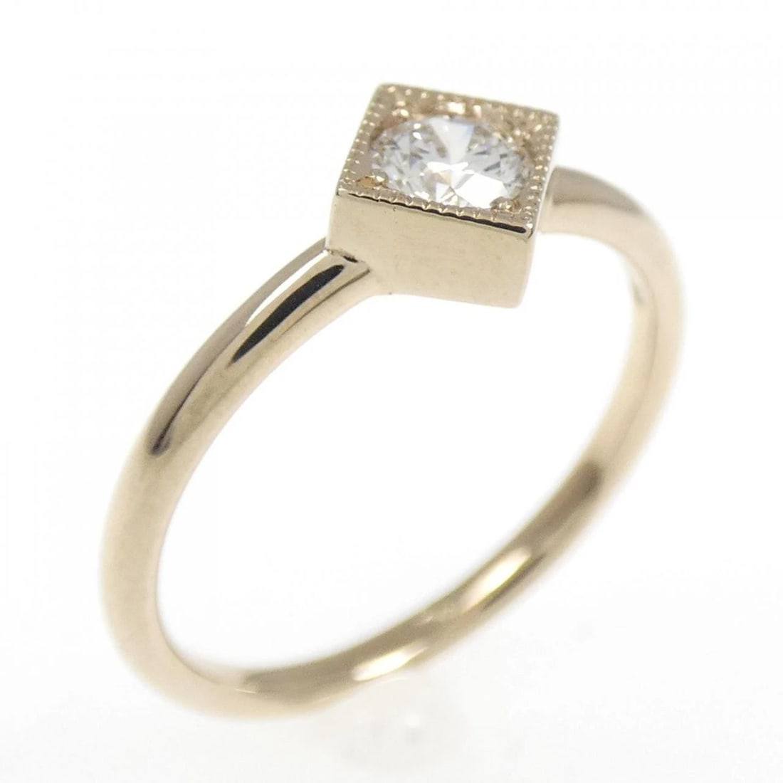 K18YG DIAMOND RING: K18YG Diamond Ring Brand: Unbranded Type: Ring Material: K18 Yellow Gold, Main Stone/Creation Natural Color: yellow gold Size: 5US Accessories: None Accessories Notice: When purchasing