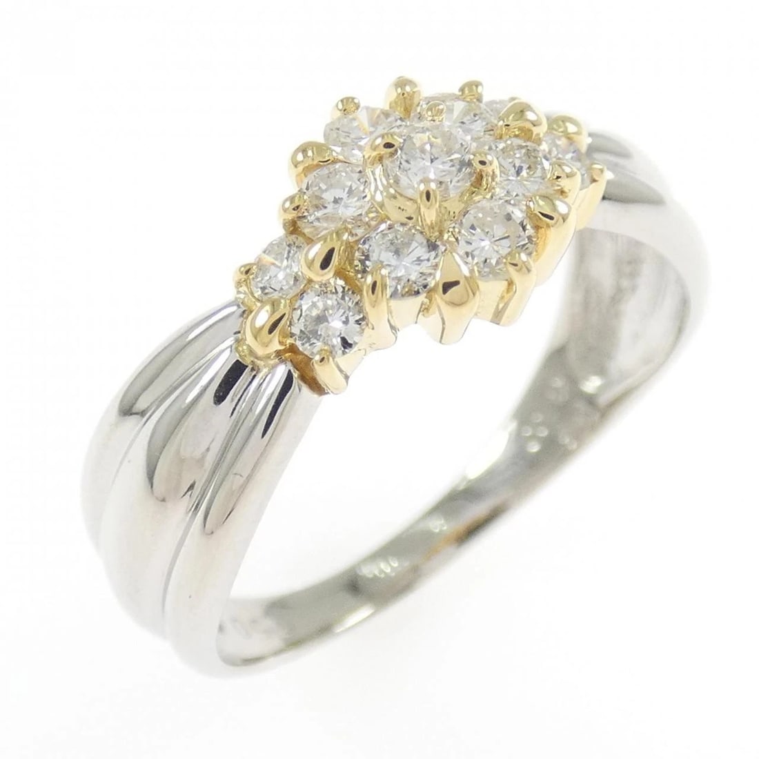 K18YG/PT900 DIAMOND RING: K18YG/PT900 Diamond Ring Brand: Unbranded Type: Diamond ring Material: Platinum 900, Main Stone/Creation Natural Color: platinum Size: 8.5US Accessories: None Accessories Notice: When